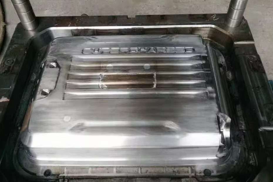 Suitcase Mould