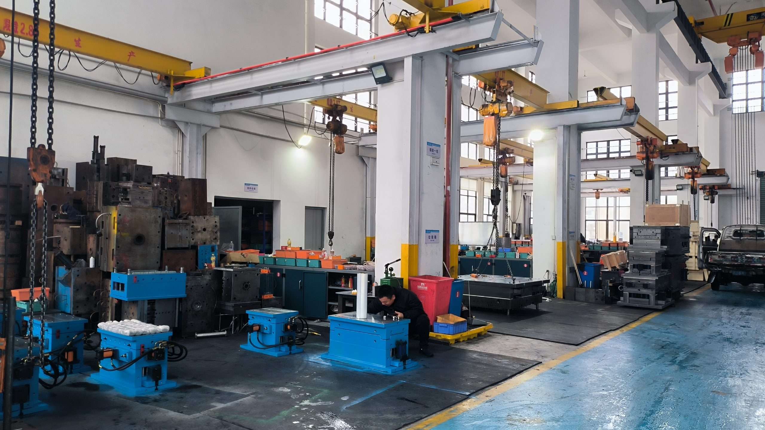 SMC compression mold purchasing guide prototype production tooling